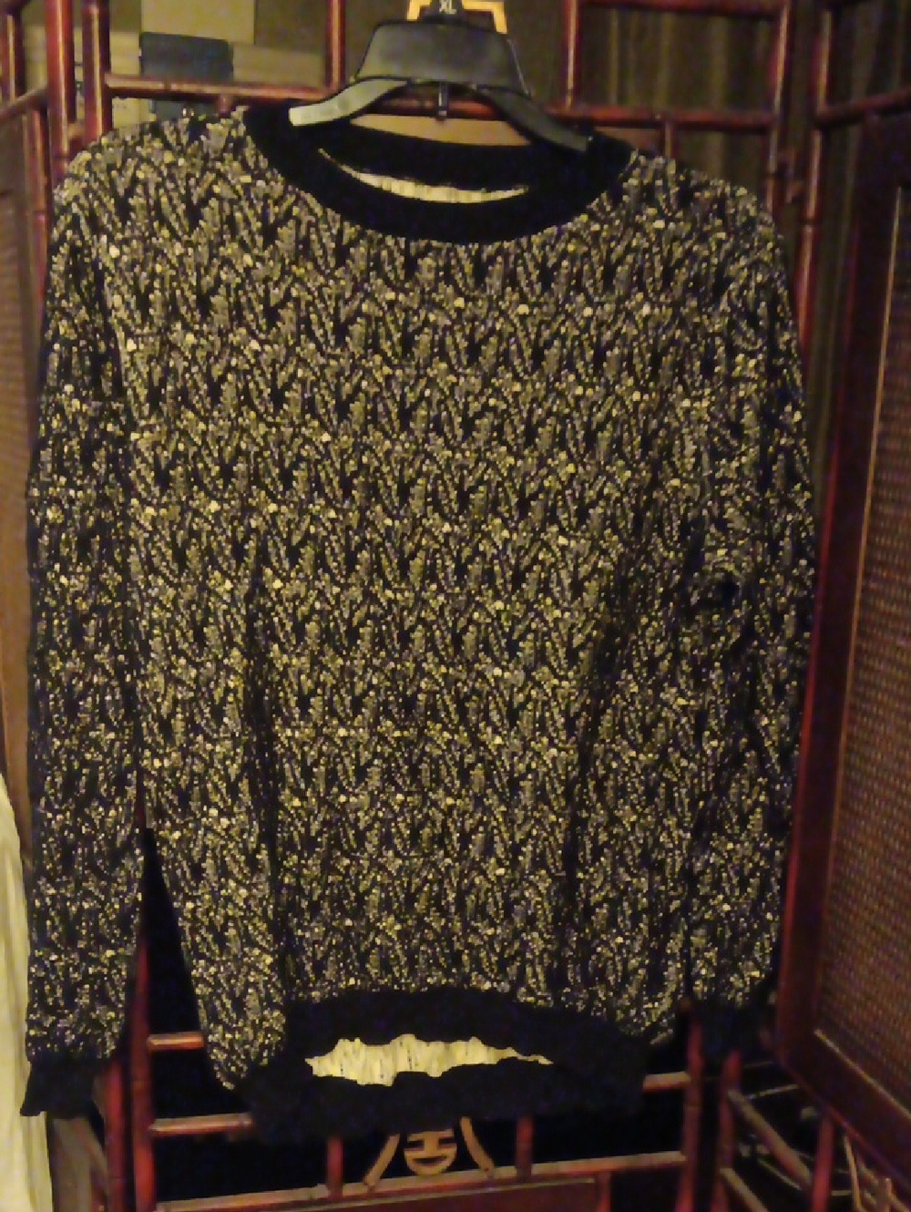 Black white knit top